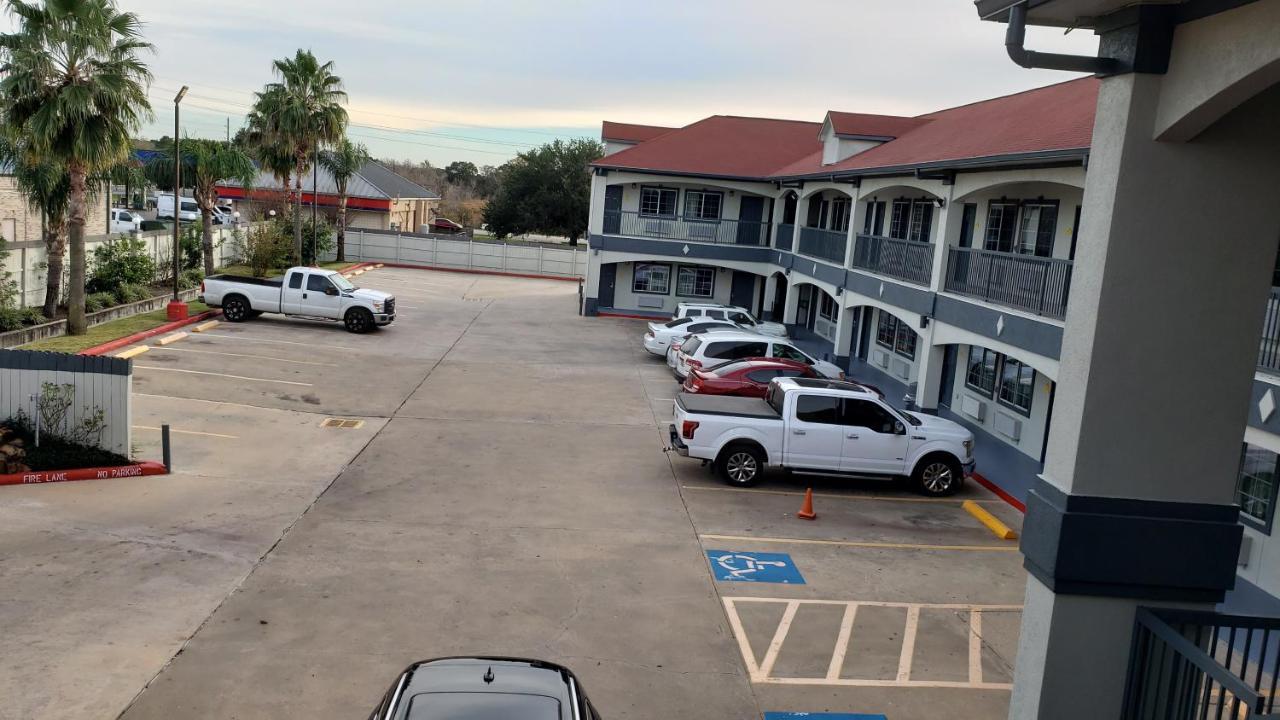 Palace Inn Addicks Exterior foto